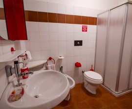 mo__0013_monolocale bagno